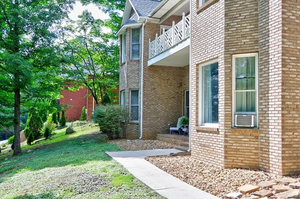1650 N Plantation Drive Cookeville TN 38506