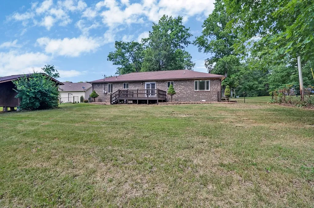 181 Bradrock Crossville TN 38571