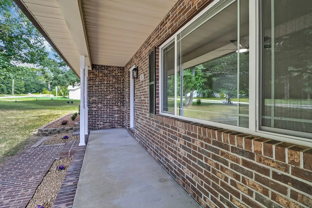 181 Bradrock Crossville TN 38571