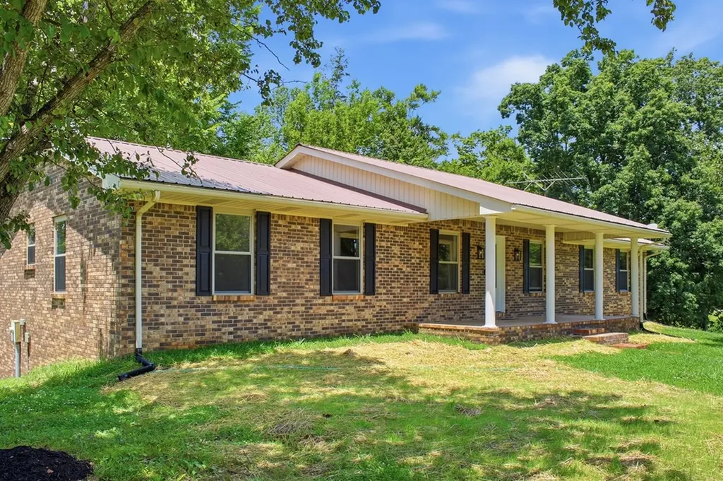 3500 Shepardsville Highway Bloomington Springs TN 38545