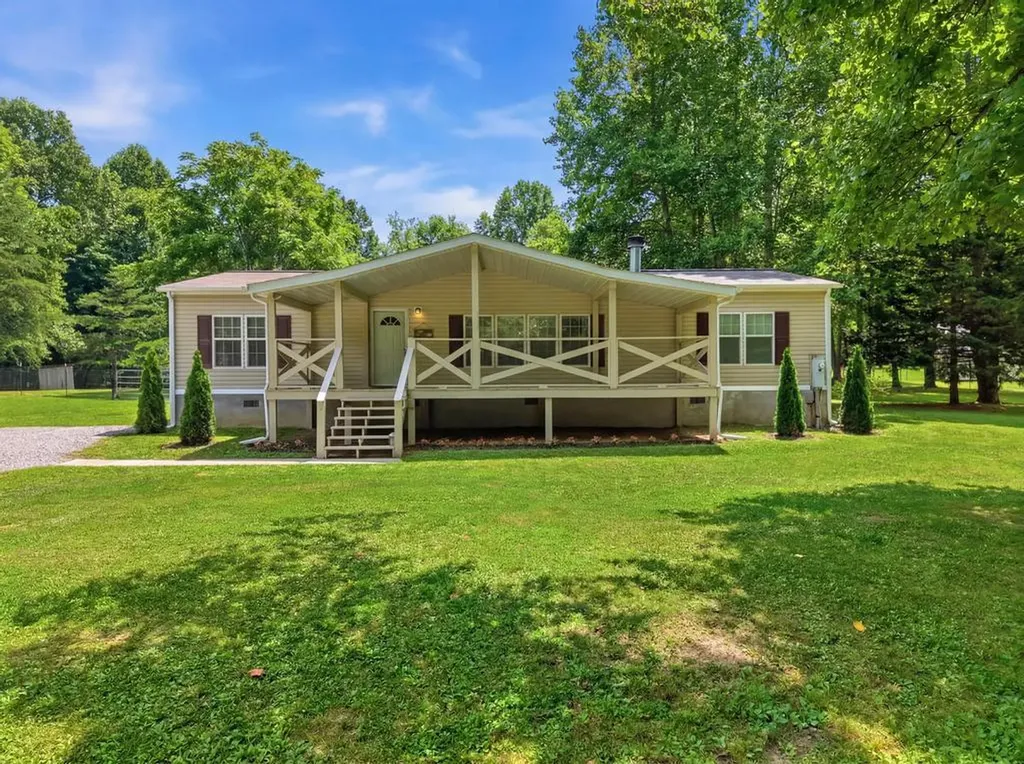 1169 Terry Lane Jamestown TN 38556