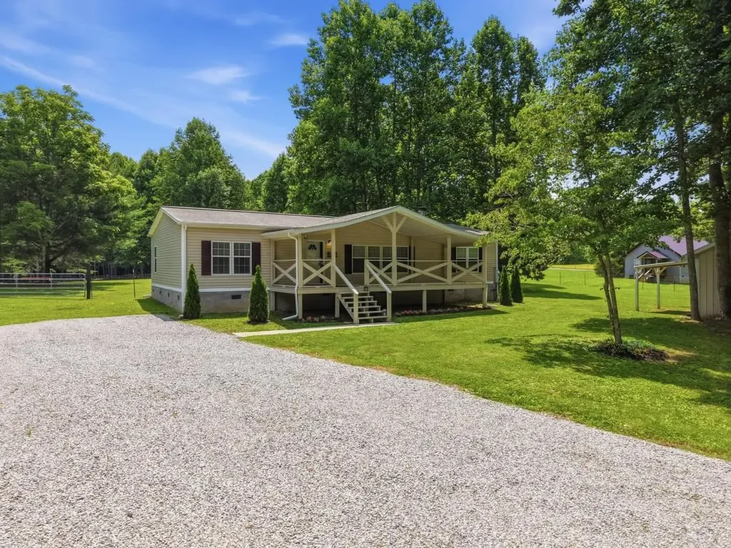 1169 Terry Lane Jamestown TN 38556