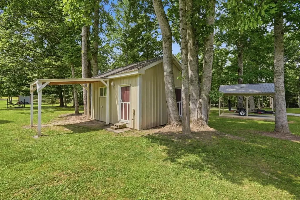 1169 Terry Lane Jamestown TN 38556