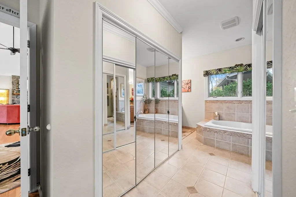 511 Mallard Pointe Drive Byrdstown TN 38549