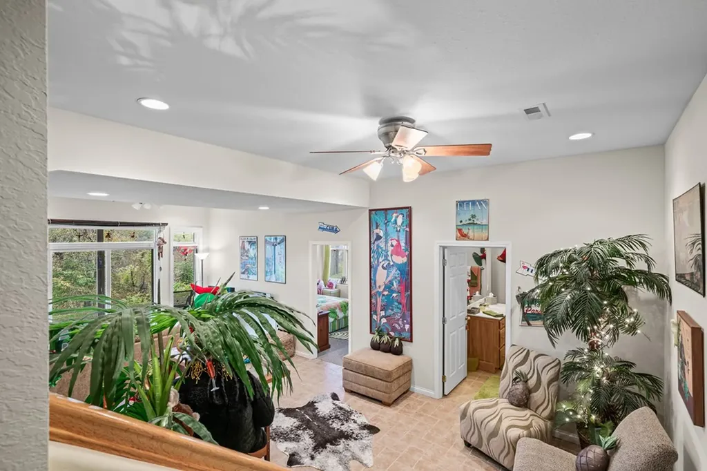 511 Mallard Pointe Drive Byrdstown TN 38549