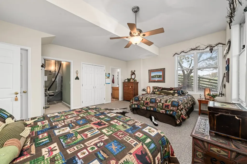 511 Mallard Pointe Drive Byrdstown TN 38549