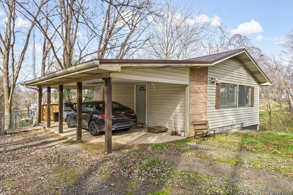 939 Watauga Road Cookeville TN 38506