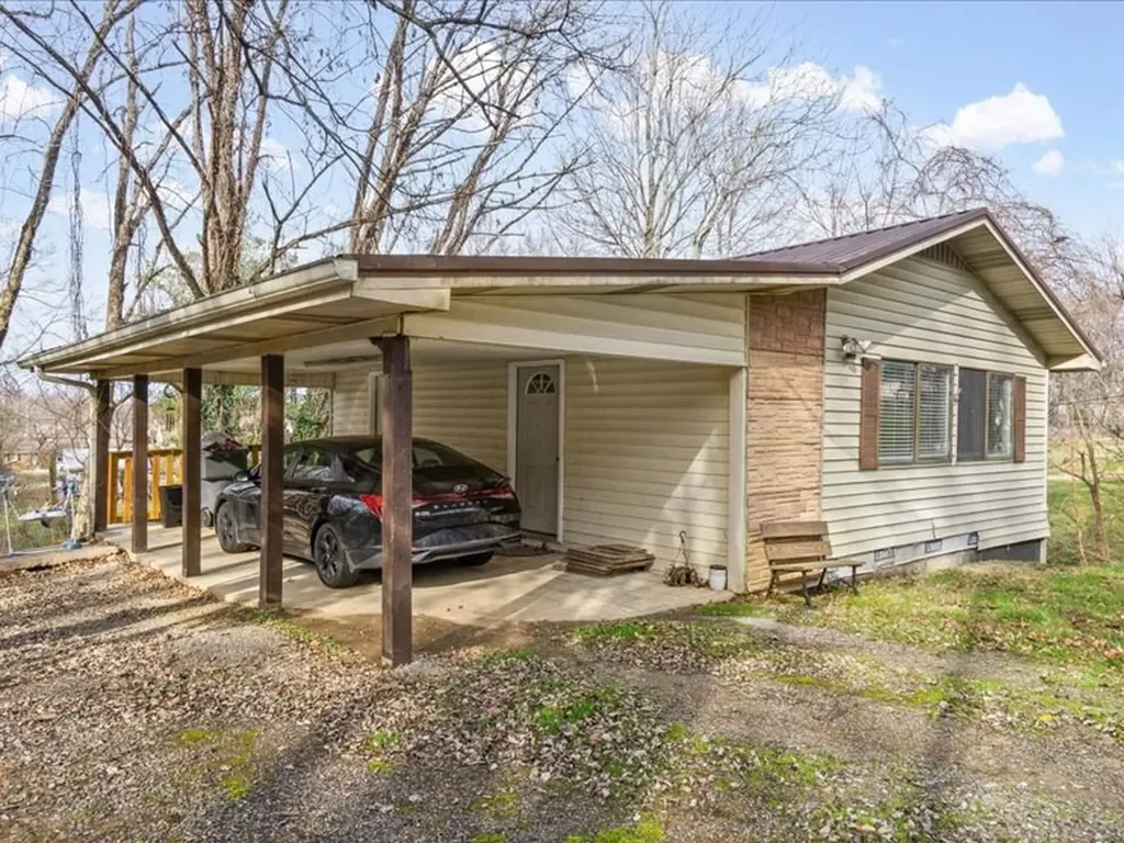 939 Watauga Road Cookeville TN 38506
