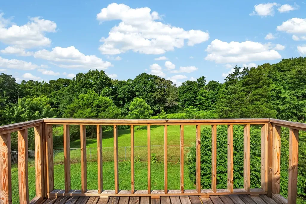11393 Cookeville Boat Dock Road Baxter TN 38544