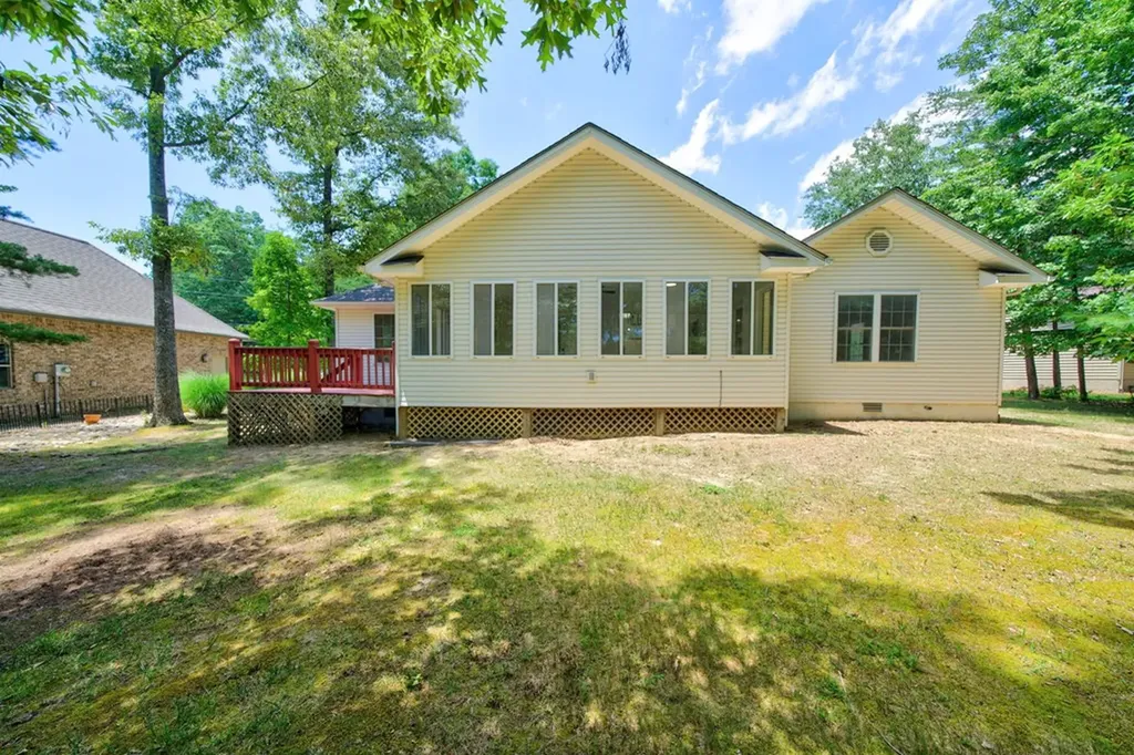 35 Leaf Circle Crossville TN 38558