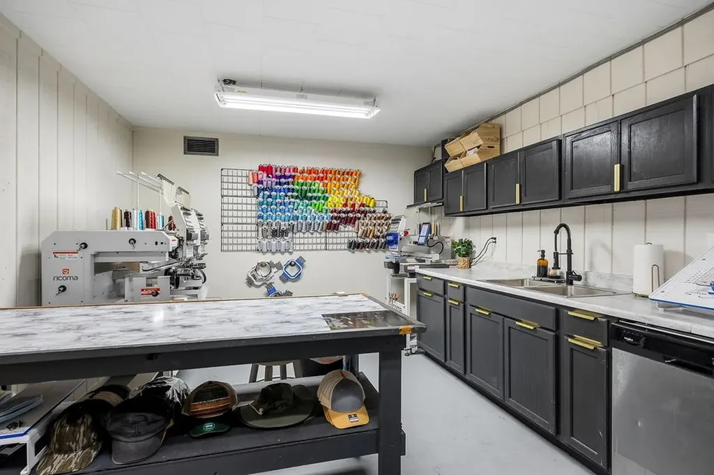 25 W Rhea Street Sparta TN 38583
