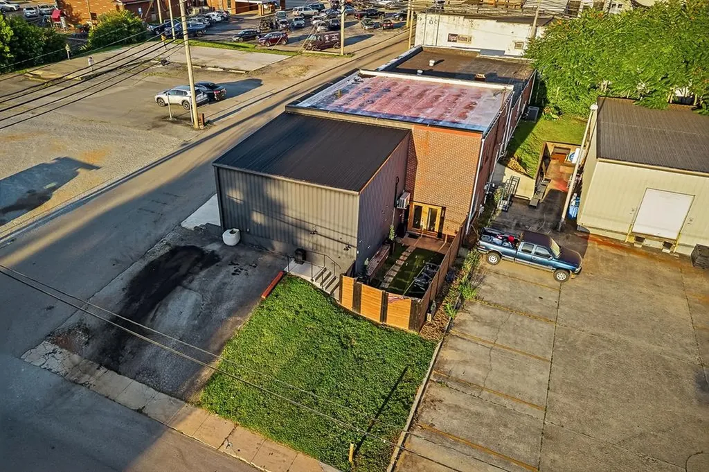 25 W Rhea Street Sparta TN 38583