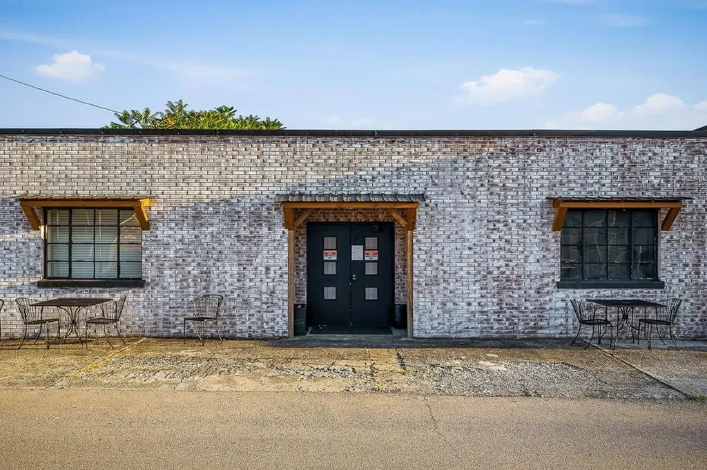 25 W Rhea Street Sparta TN 38583
