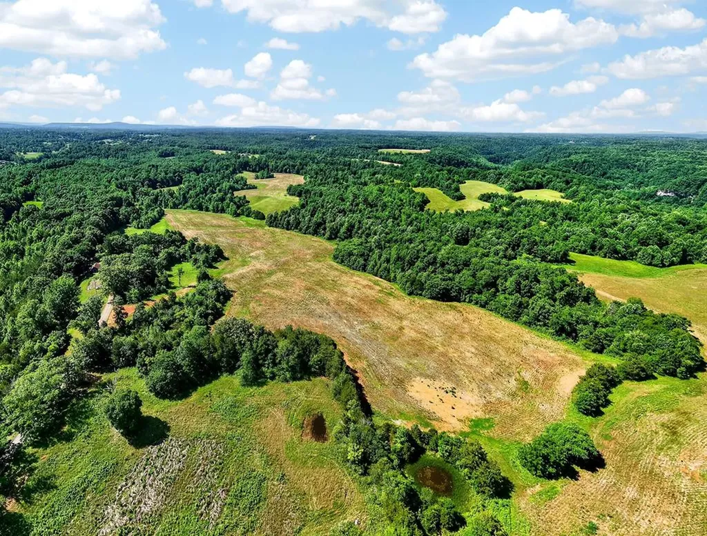 193 Ac Massa Road Baxter TN 38544
