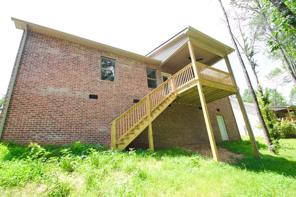 401 Crossvine Sparta TN 38583