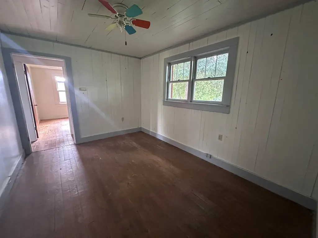 1671 Taylor Place Road Jamestown TN 38556