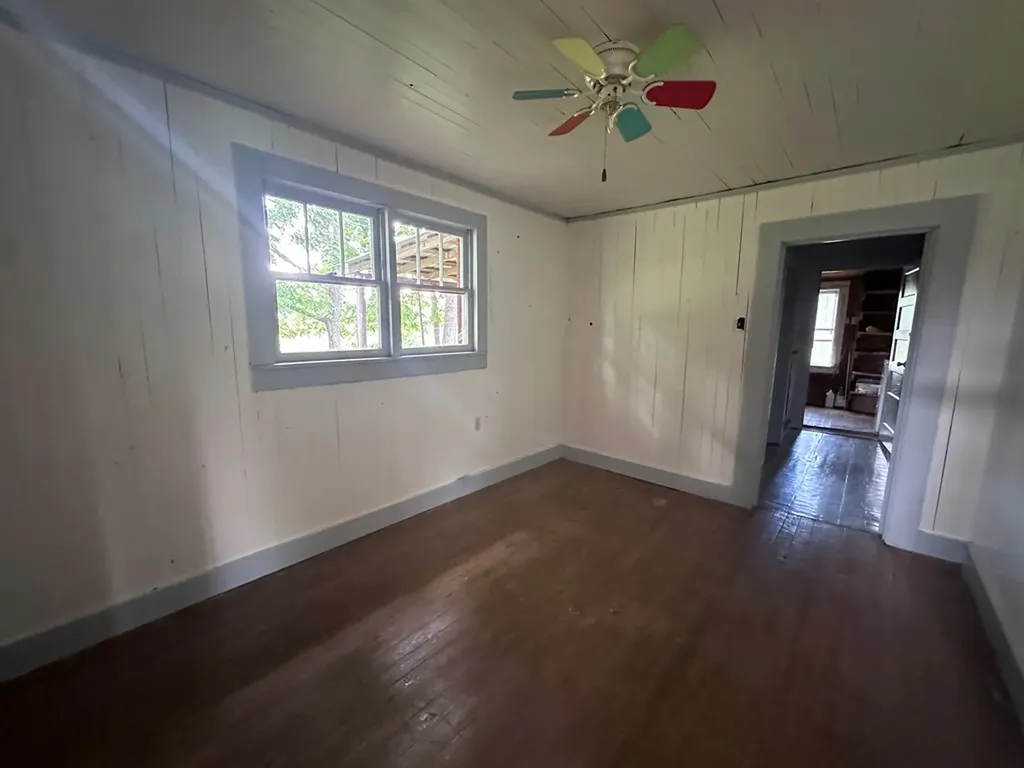 1671 Taylor Place Road Jamestown TN 38556