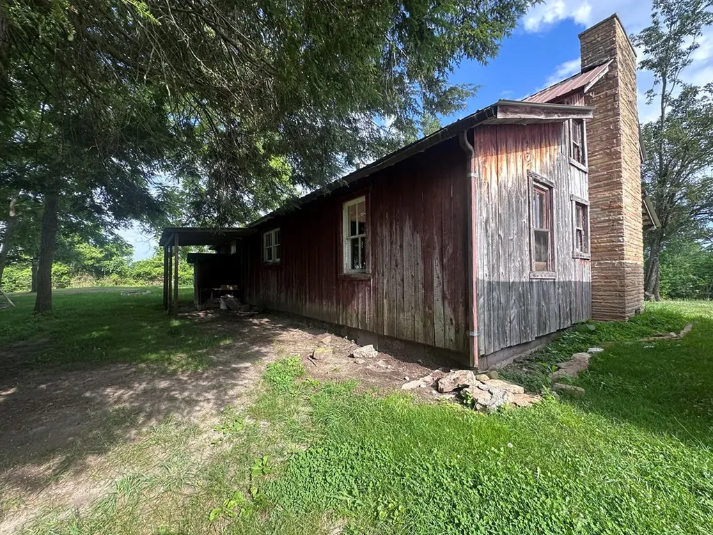1671 Taylor Place Road Jamestown TN 38556