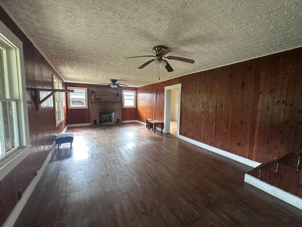 1671 Taylor Place Road Jamestown TN 38556