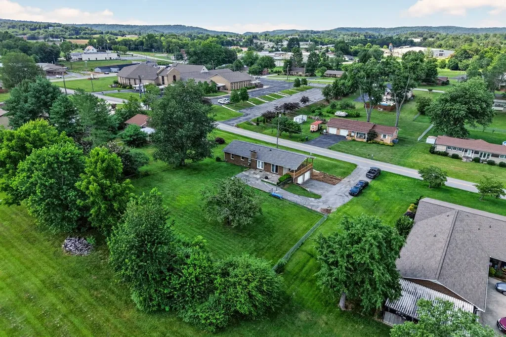 117 Gillen Drive Sparta TN 38583