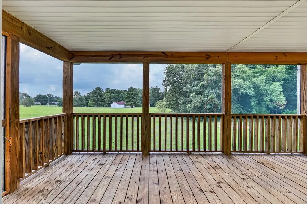 123 Fields Garrett Road Crossville TN 38572