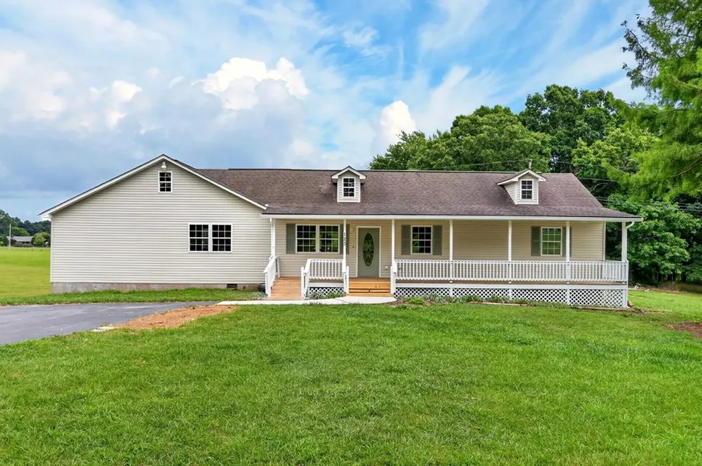 123 Fields Garrett Road Crossville TN 38572