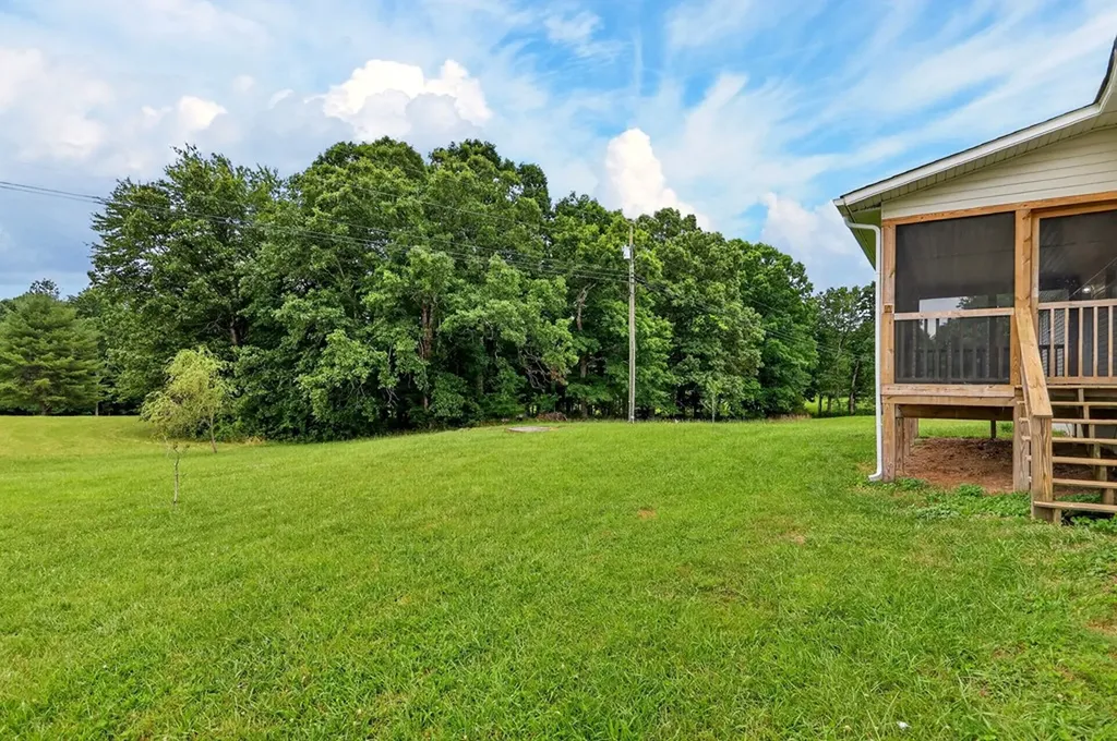 123 Fields Garrett Road Crossville TN 38572