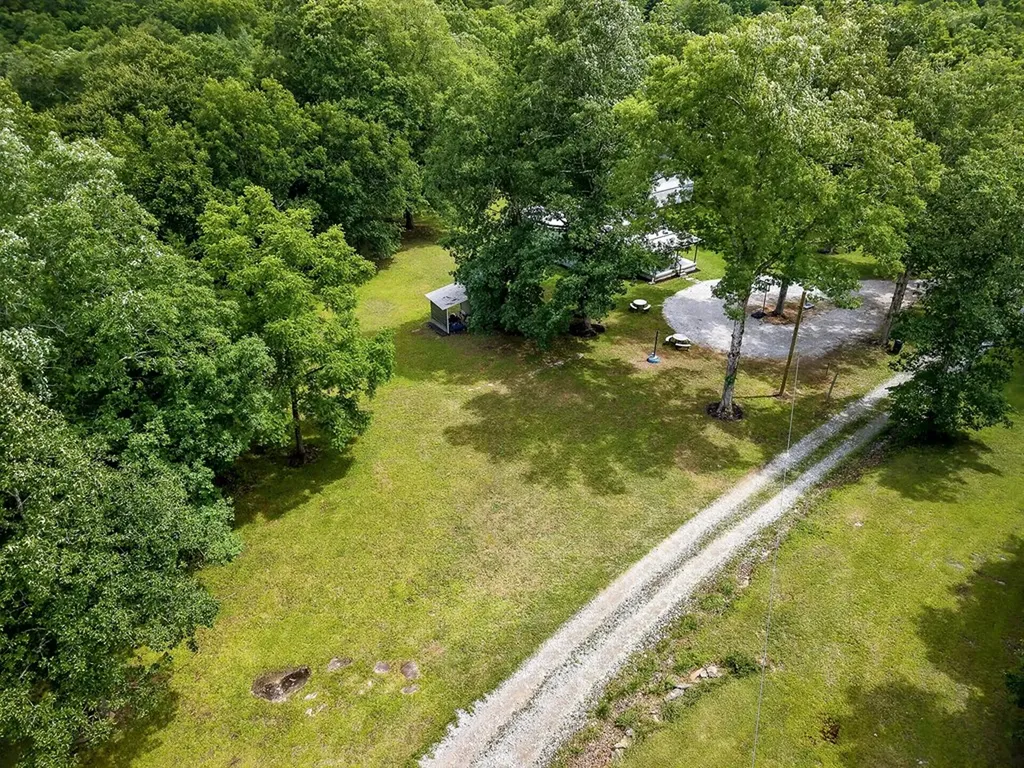 1400 Orlie Young Road Crab Orchard TN 37723
