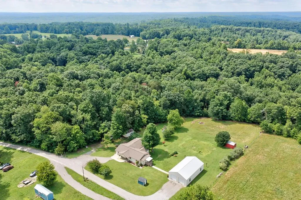 129 Melton Lane Monterey TN 38574