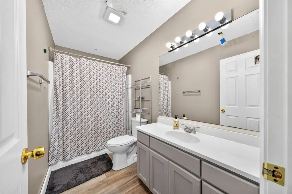 4515 Maple Shade Circle Cookeville TN 38501