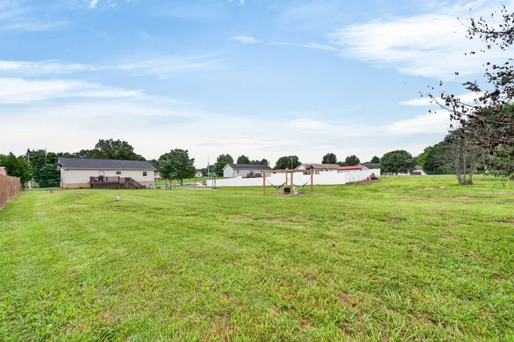 4515 Maple Shade Circle Cookeville TN 38501