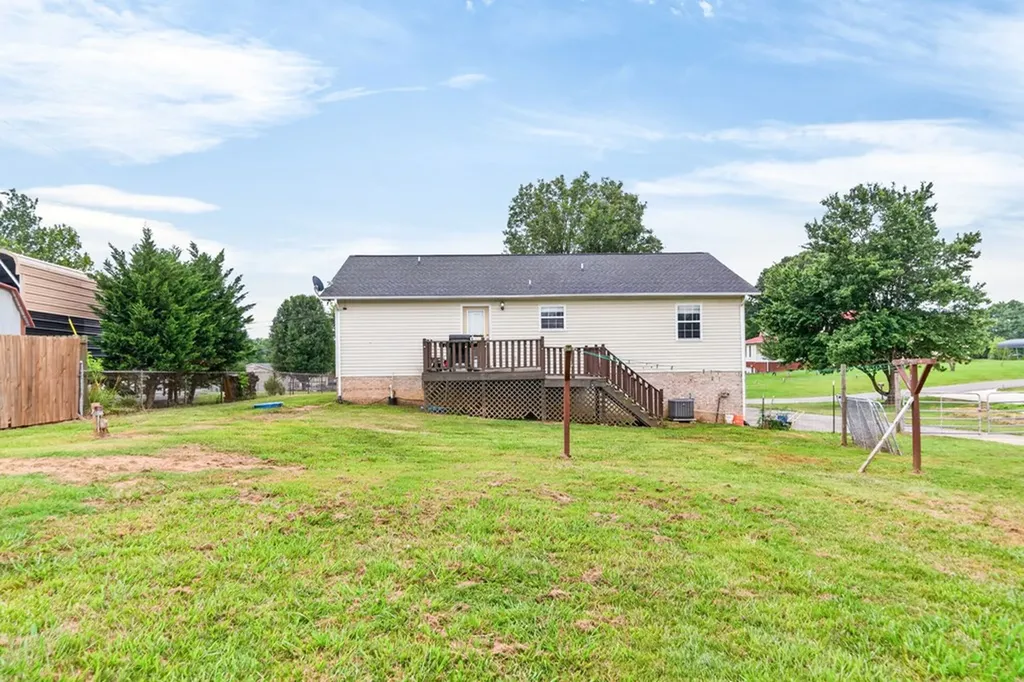 4515 Maple Shade Circle Cookeville TN 38501