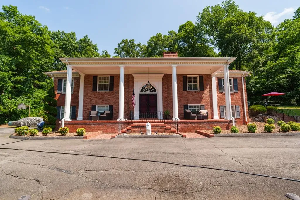423 Hillcrest Drive Livingston TN 38570