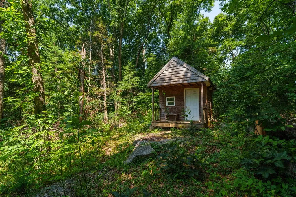 423 Hillcrest Drive Livingston TN 38570