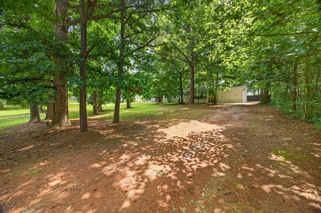 2942 Downing Street Cookeville TN 38506