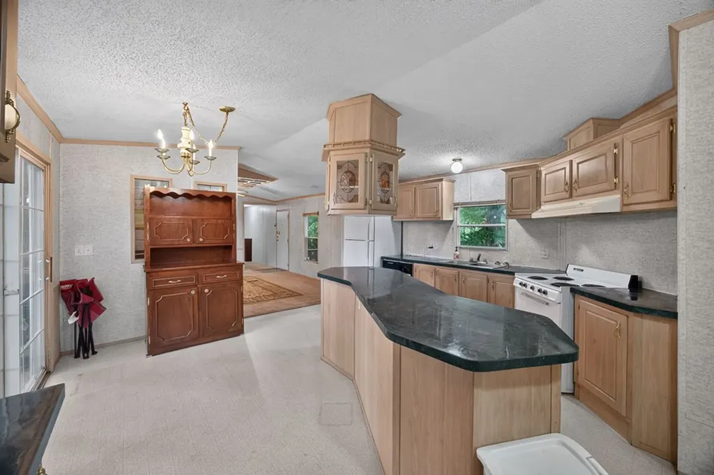 2942 Downing Street Cookeville TN 38506