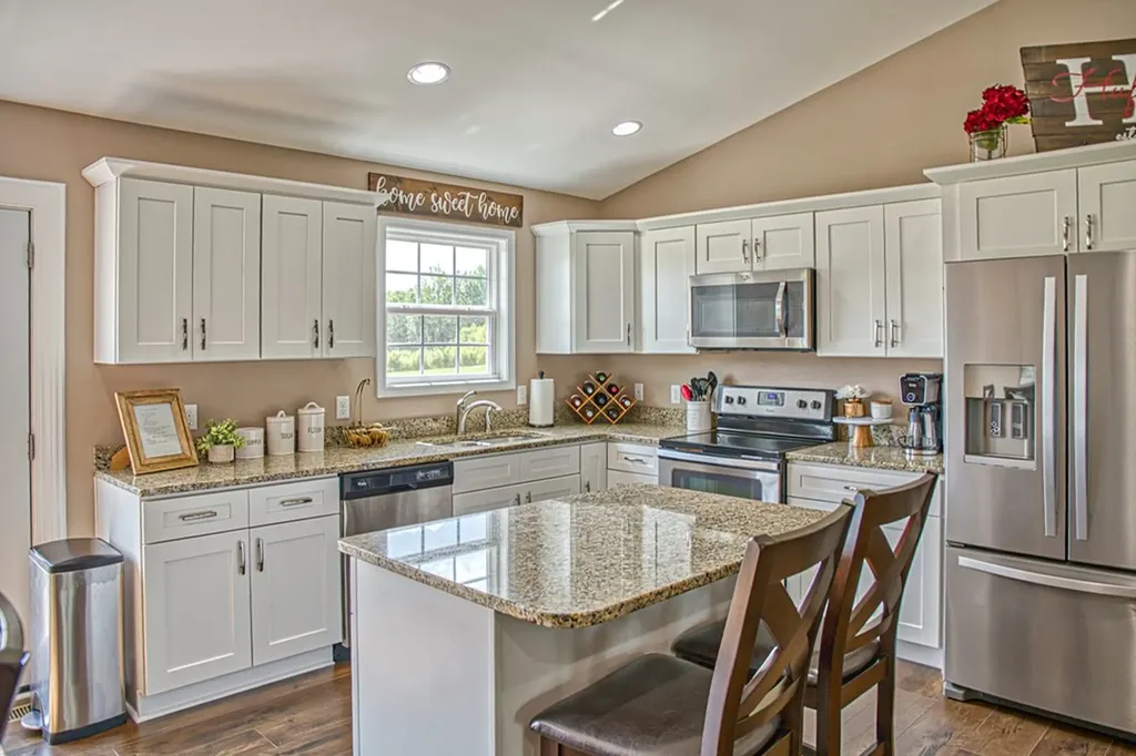 320 Valley Pointe Drive Baxter TN 38544