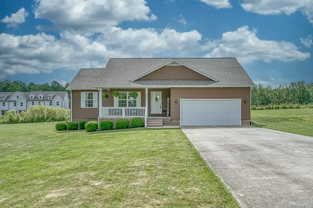 320 Valley Pointe Drive Baxter TN 38544