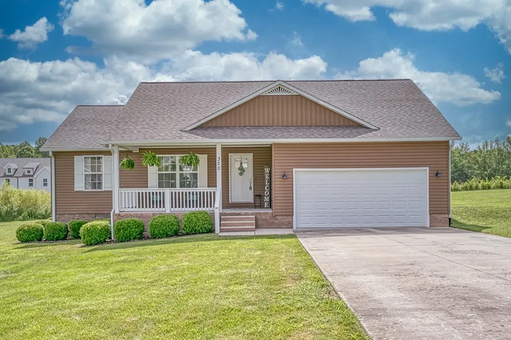 320 Valley Pointe Drive Baxter TN 38544