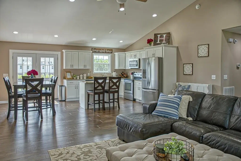 320 Valley Pointe Drive Baxter TN 38544