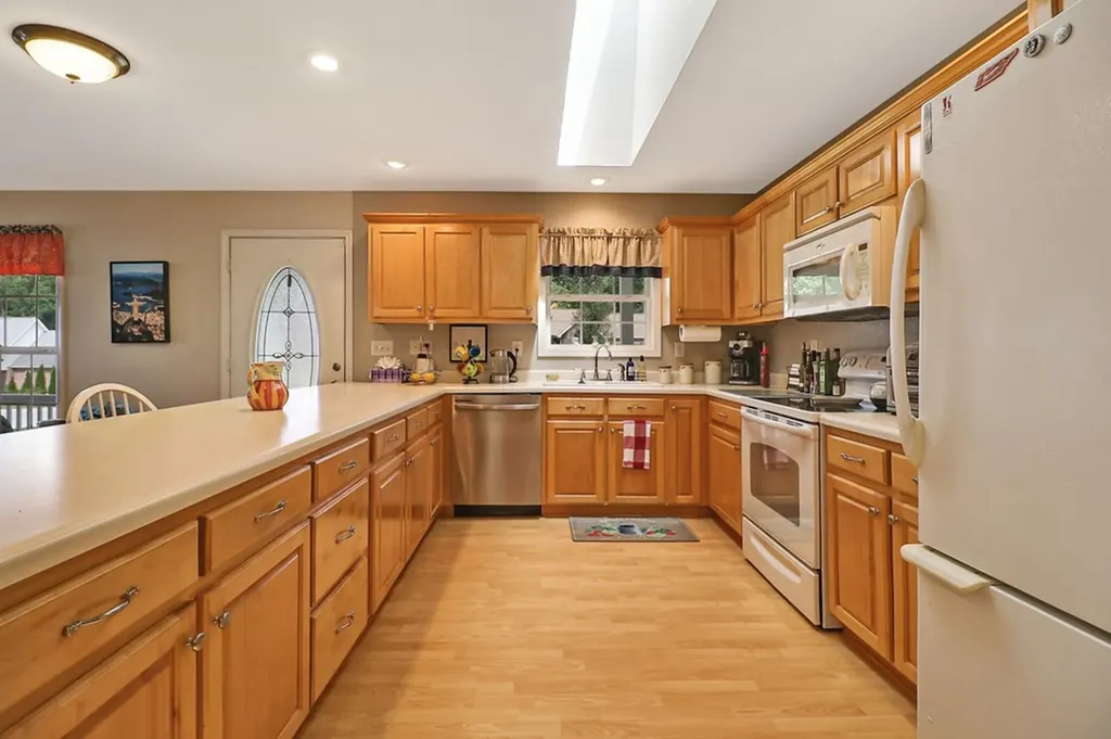 21 Knights Way Crossville TN 38571