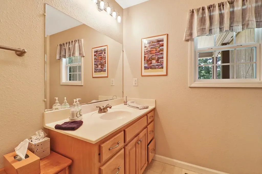 21 Knights Way Crossville TN 38571