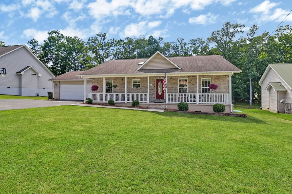 21 Knights Way Crossville TN 38571
