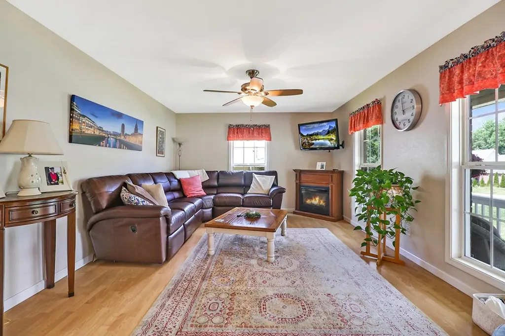 21 Knights Way Crossville TN 38571
