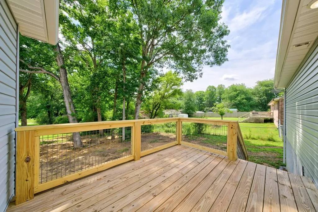 430 Rhododendron Circle Crossville TN 38555