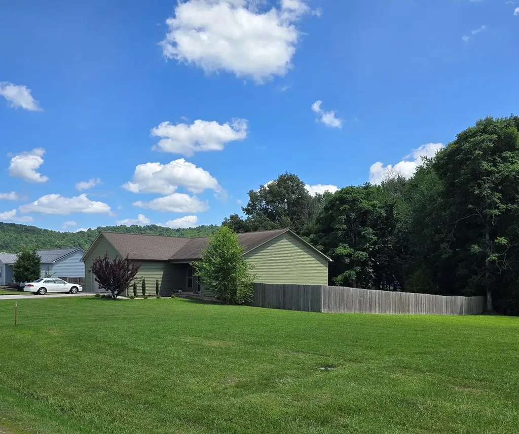 371 Autumn Hill Drive Rickman TN 38580