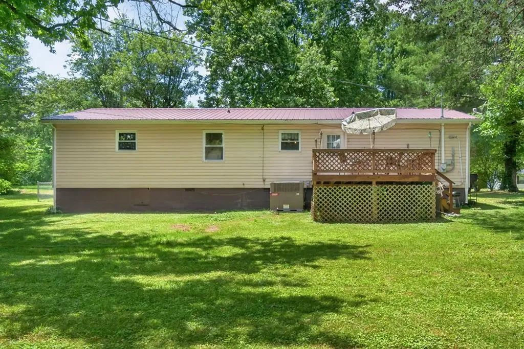 4554 S Creek Drive Cookeville TN 38506