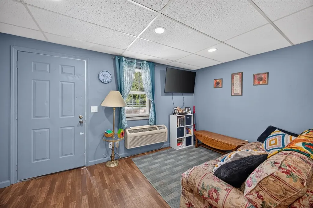 11279 Nashville Highway Baxter TN 38544