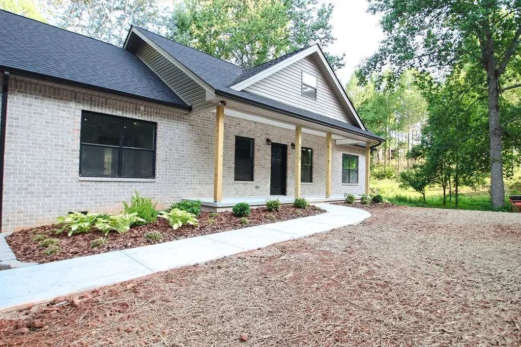329 Webb Road Sparta TN 38583