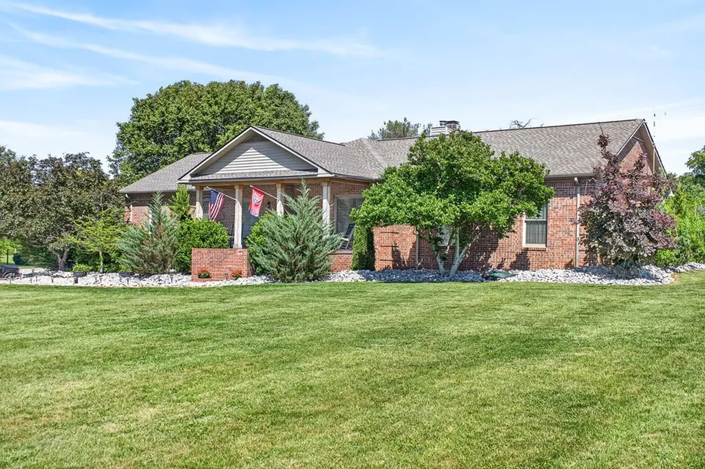 2235 Hidden Cove Road Cookeville TN 38506-7058